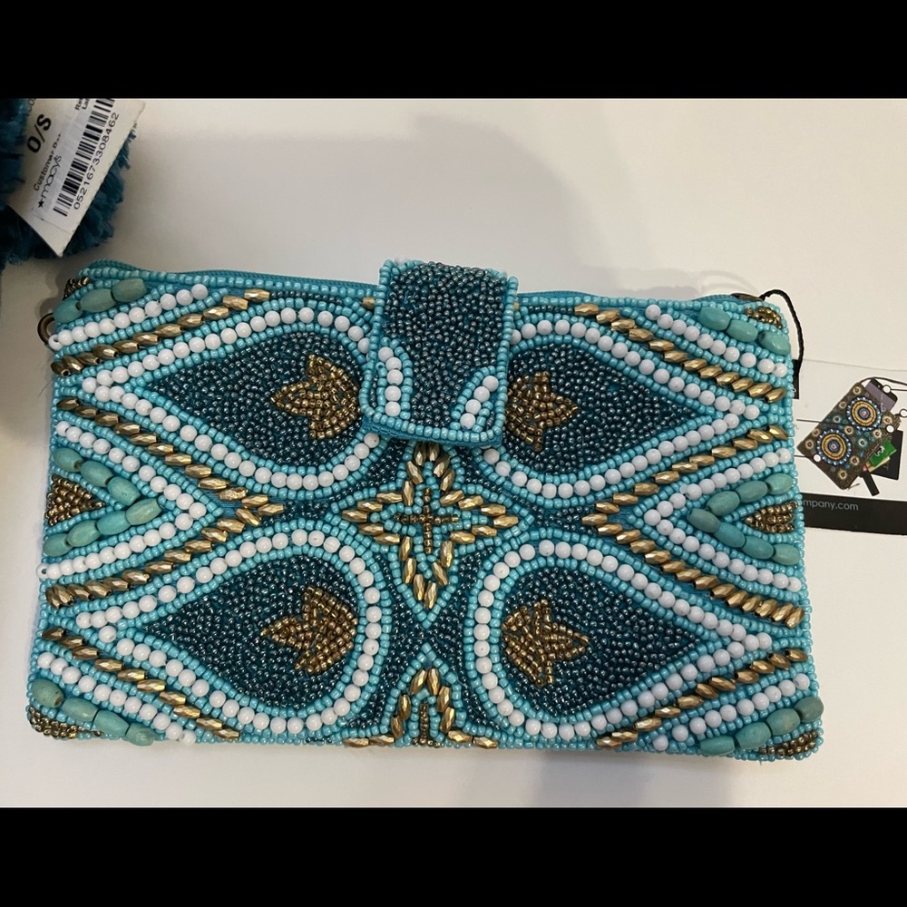 Charter club gloves & mermaid treasure club bag - Picture 5 of 6